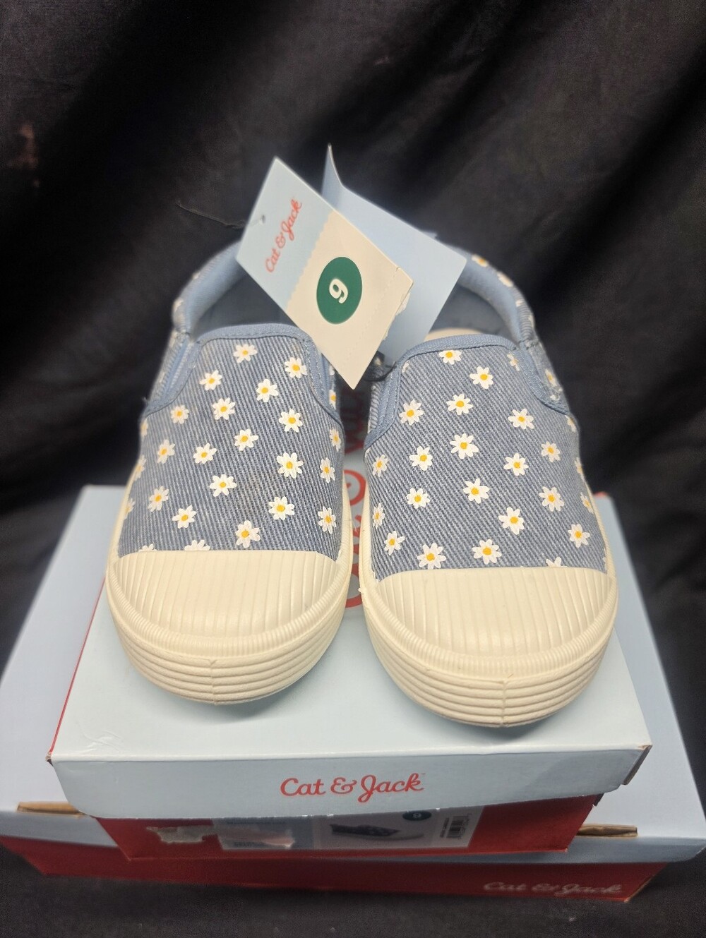 Cat & Jack Morgan Blue Daisy Slip-On Sneakers Toddler Size 9 NWT w/ Box